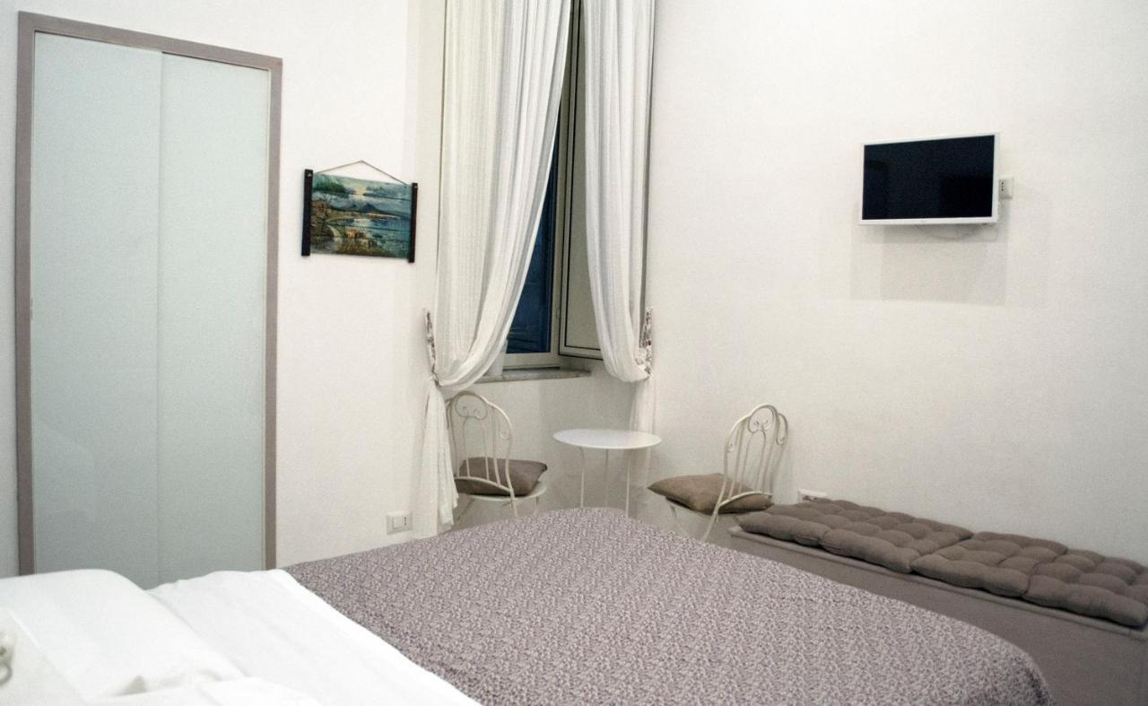 Le Stanze Di Dolly Bed & Breakfast Napoli Dış mekan fotoğraf